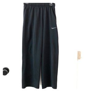 Athletic pants